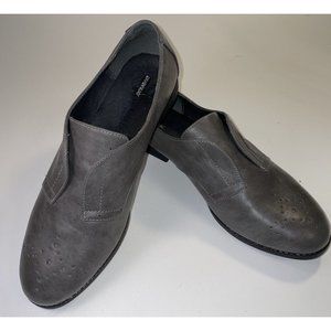 Avenue Shoes Men’s Size 9.5W Bronx Style Gray Slip-On Laceless Brogue